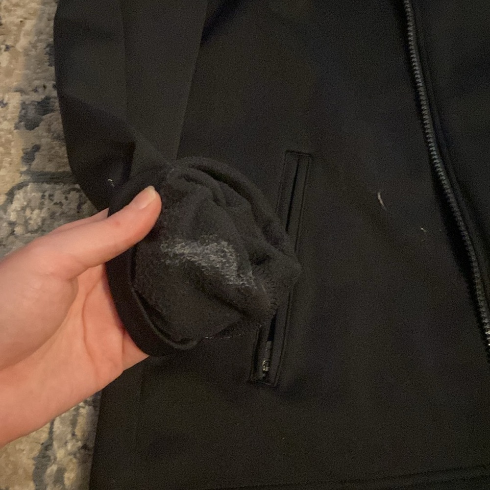 Under Armour Jacket - Picture 4 of 4